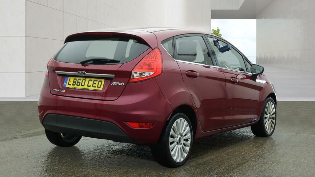 Ford Fiesta 1.4 Titanium Hatchback 133 G Km LB60CEO Red #6