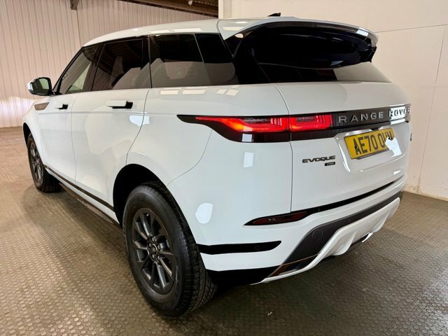 Land Rover Range Rover Evoque 2021 2.0 D150 Mhev R-dynamic Suv 4 AE70OUM White #6