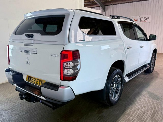 Mitsubishi L200 2019 2.2 Di-d Dc Warrior Pickup Double Cab Die White #6