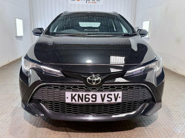 Toyota Corolla 2019 1.2 Vvt-i Icon Touring Sports Manu Black #2
