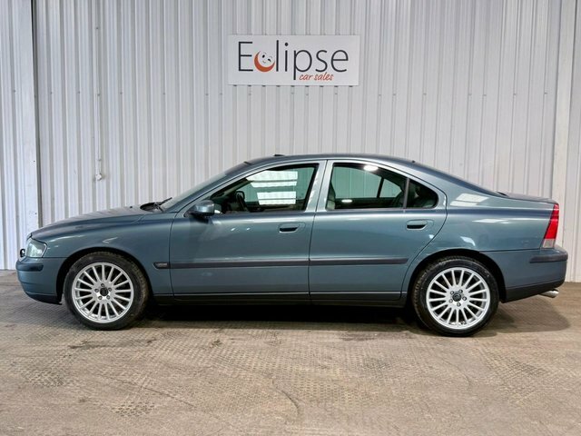 Volvo S60 Saloon Blue #31