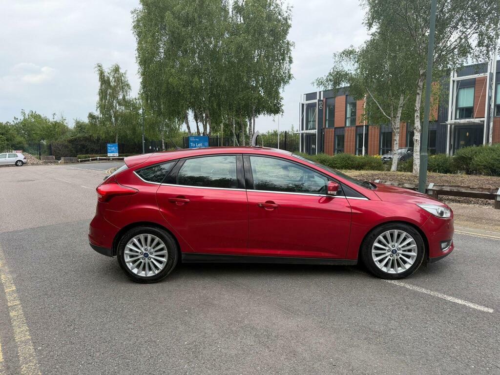 Ford Focus 1.0T Ecoboost Titanium X Euro 6 S S SH66NTN Red #4
