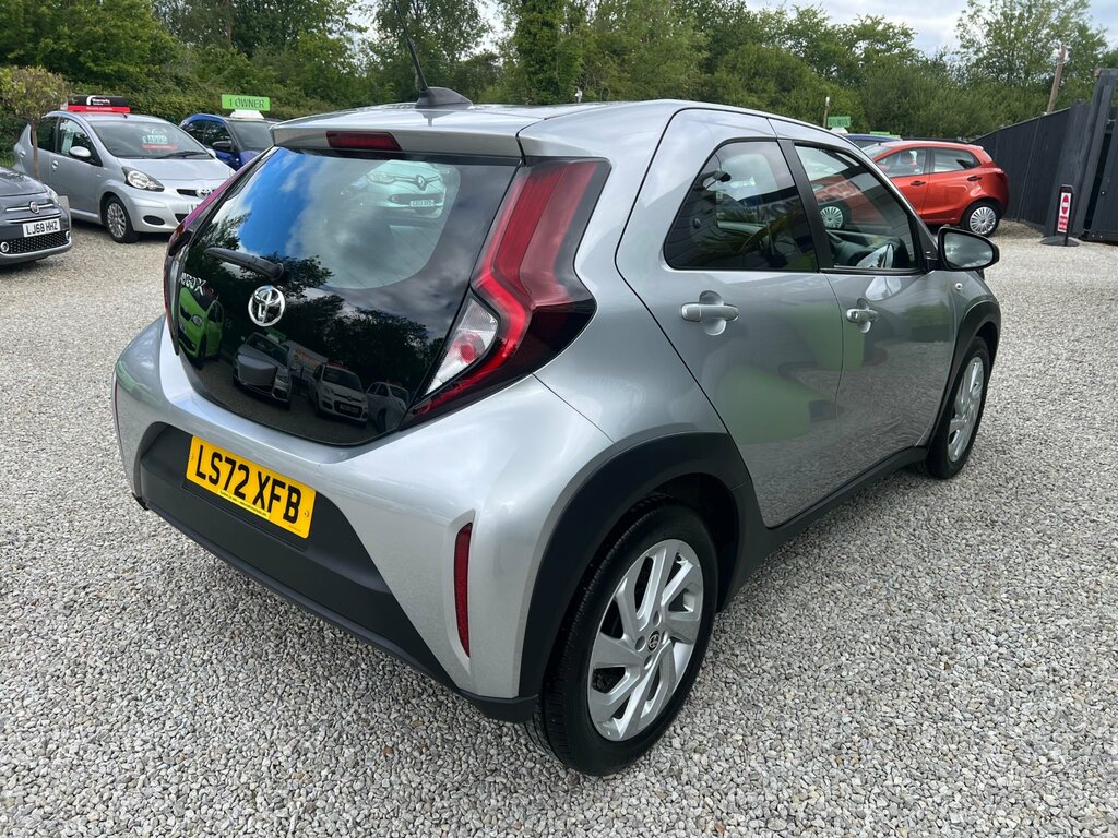 Toyota Aygo X 1.0 Vvt-i Pure Hatchback Euro 6 Silver
