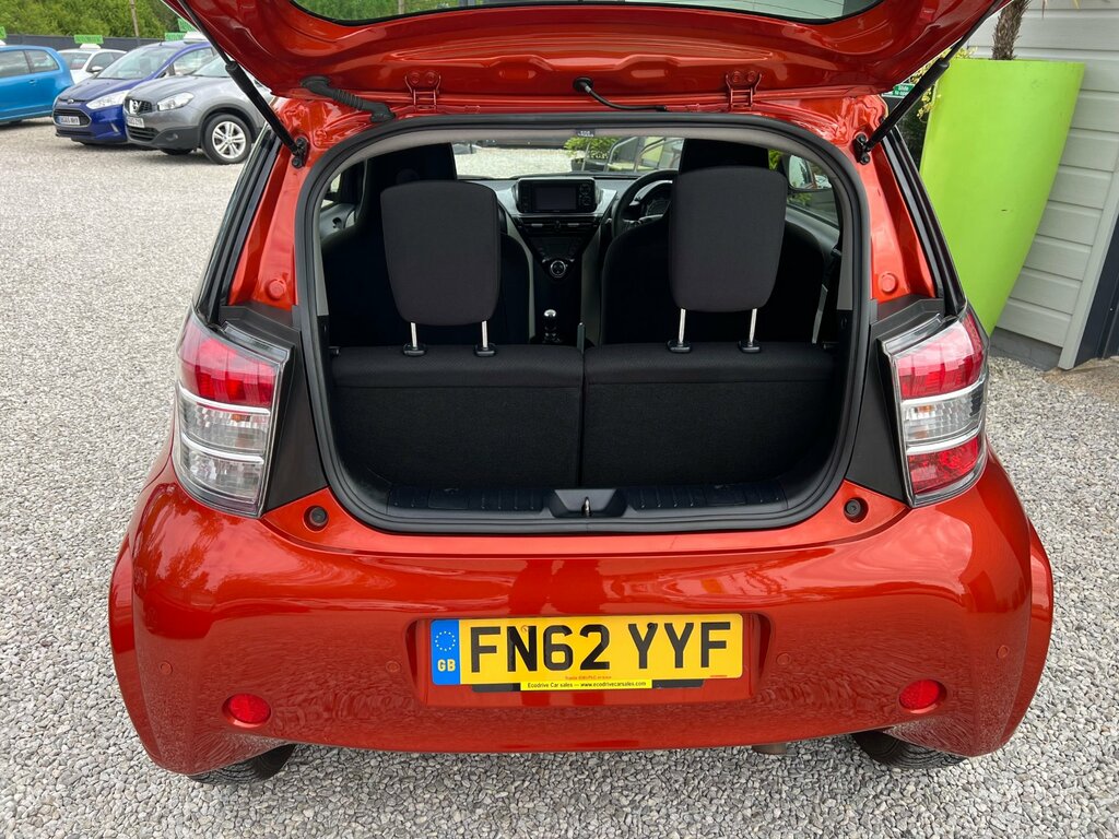 Toyota IQ 1.33 Dual Vvt-i 3 Hatchback Euro Orange #4