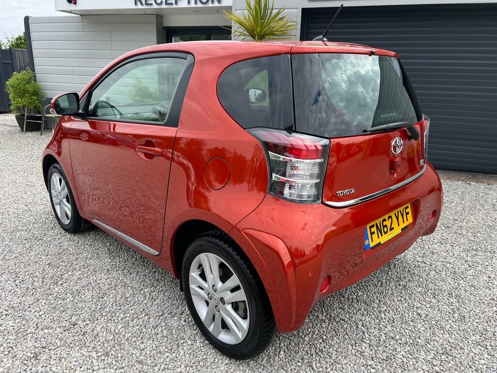 Toyota IQ 1.33 Dual Vvt-i 3 Hatchback Euro Orange #2