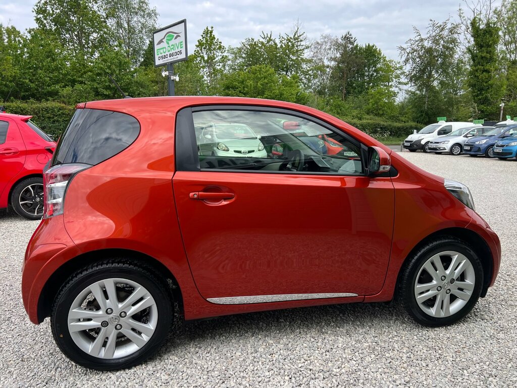 Toyota IQ 1.33 Dual Vvt-i 3 Hatchback Euro Orange #5