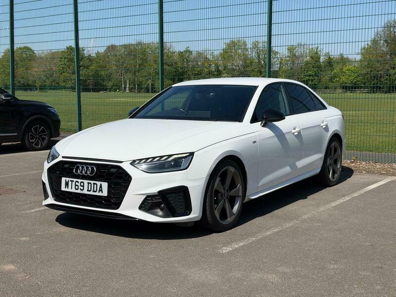 Audi A4 2.0 Tdi 35 Black WT69DDA White #3