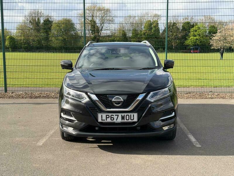 Nissan Qashqai 1.2 Dig-t Tekna Euro LP67WOU Black #2