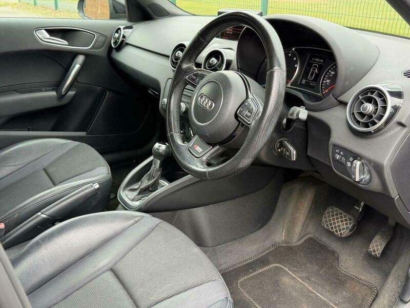 Audi A1 1.4 Tfsi S Line LY12KNZ Black #4