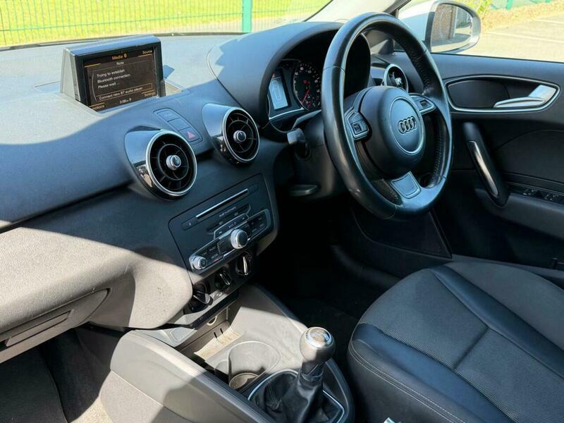 Audi A1 1.0 Tfsi Sport Sportback AK65YYL White #6