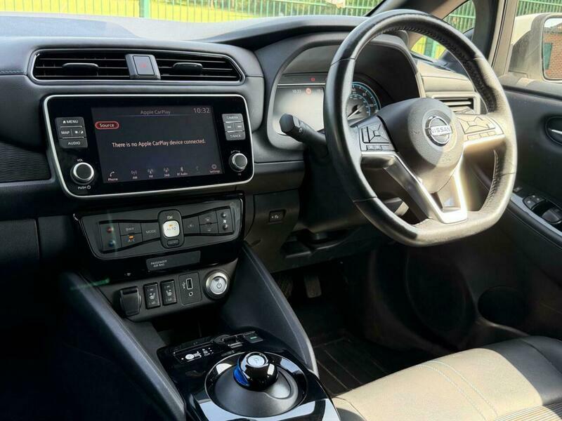 Nissan Leaf 40Kwh N-connecta RN19WHK White #6