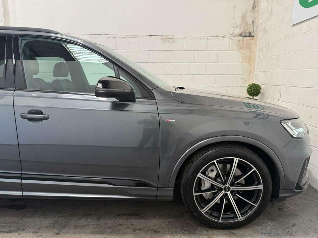 Audi Q7 3.0 Tdi V6 45 Black Edition Tiptronic Quattro Euro FV20BZL Grey #5