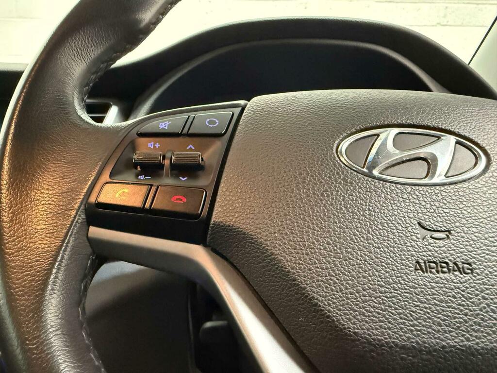 Hyundai Tucson 1.7 Crdi Blue Drive Premium Dct Euro 6 Ss DGZ4300 Red #6