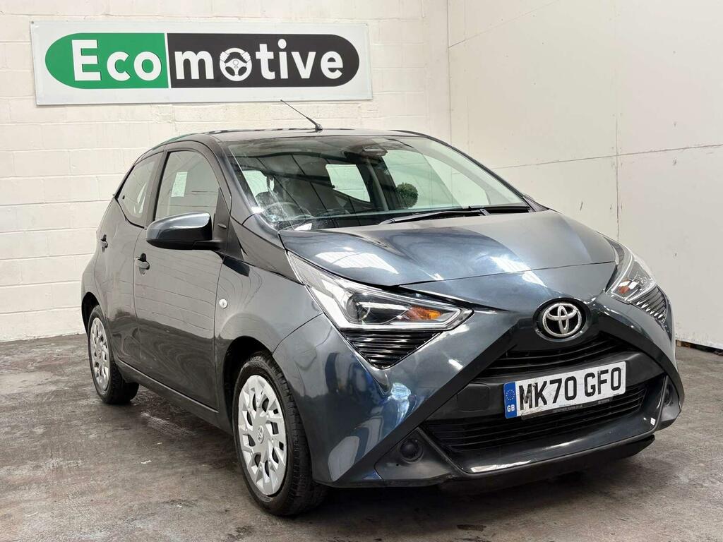 Toyota Aygo 1.0 Vvt-i X-play Euro 6 Safety Sense MK70GFO Grey #4