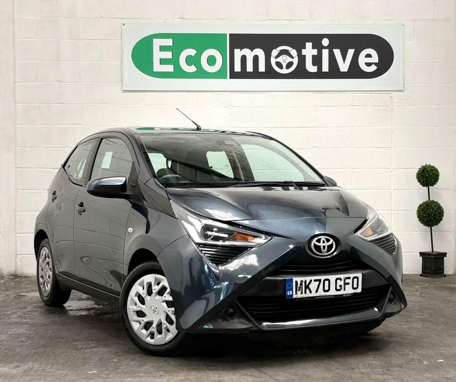 Toyota Aygo 1.0 Vvt-i X-play Euro 6 Safety Sense MK70GFO Grey #3