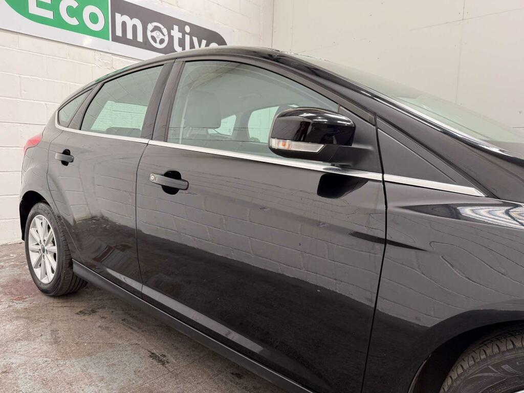Ford Focus 1.0T Ecoboost Titanium Euro 6 Ss AV18DTN Black #5