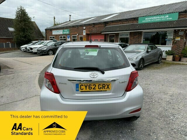 Toyota Yaris D-4d Tr-sat Navigation-low Mileage-great CY62GRX Silver #3