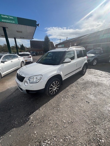 Skoda Yeti Laurin And Klement Tdi T33RHJ White #2