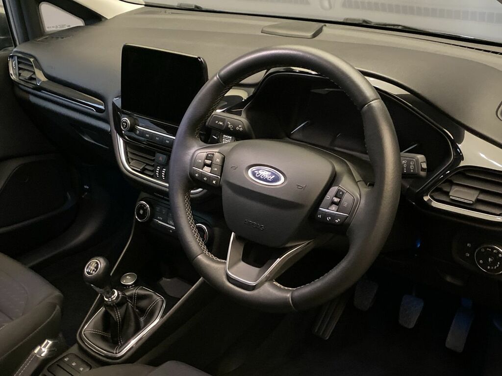 Ford Fiesta 1.0T Ecoboost 100 Bhp Titanium Nq LC69RZZ  #4