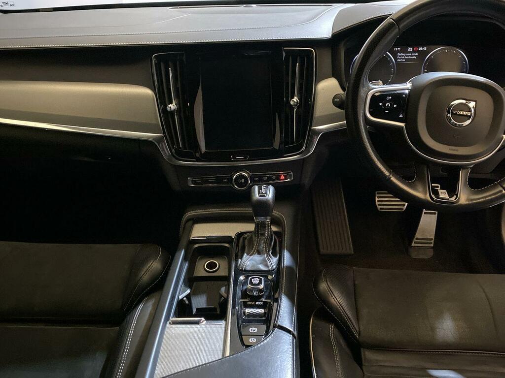 Volvo V90 V90 2.0 D4 190 Bhp R-design Nq AF69SFZ #3