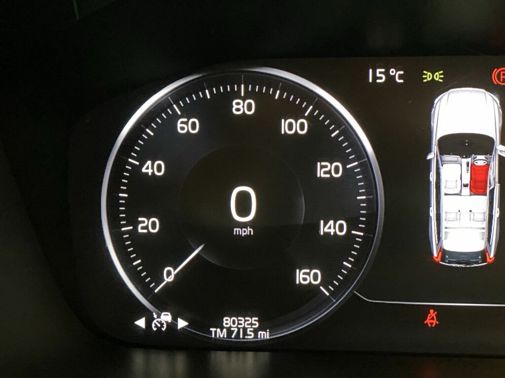 Volvo V90 V90 2.0 D4 190 Bhp R-design Nq AF69SFZ #4