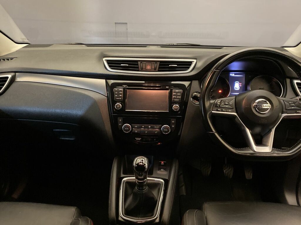 Nissan Qashqai 1.5 Dci 110 Bhp Tekna Nq BP18CWT Red #5