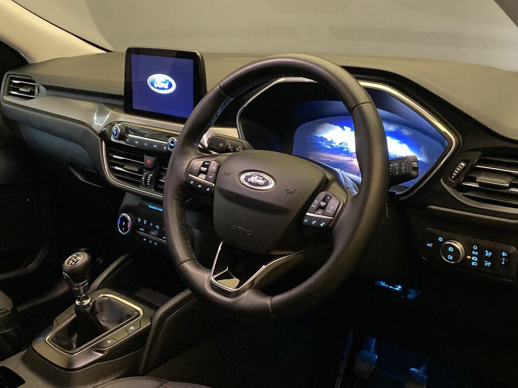 Ford Kuga 1.5 Ecoboost 150 Titanium Edition AJ23ZDS #4