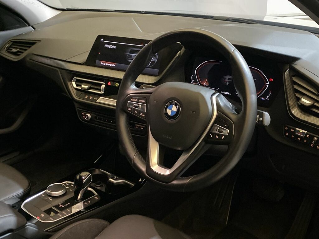 BMW 1 Series 118I 1.5T 136 Bhp Sport SL22XET  #2