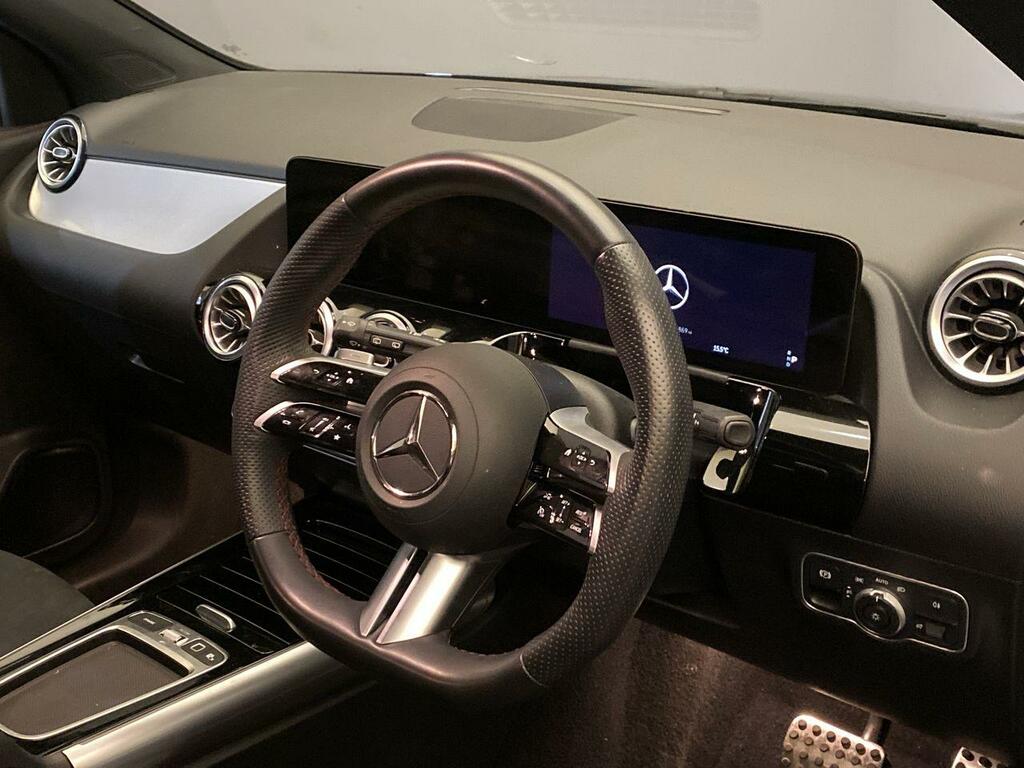 Mercedes-Benz GLA Class Gla 200 Amg Line Premium MM74FVJ #3