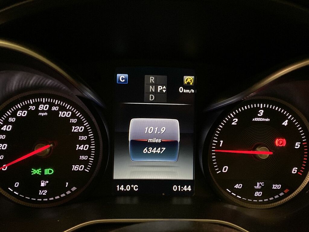 Mercedes-Benz C Class C 220 D 4Matic Amg Line SP67GHA White #5