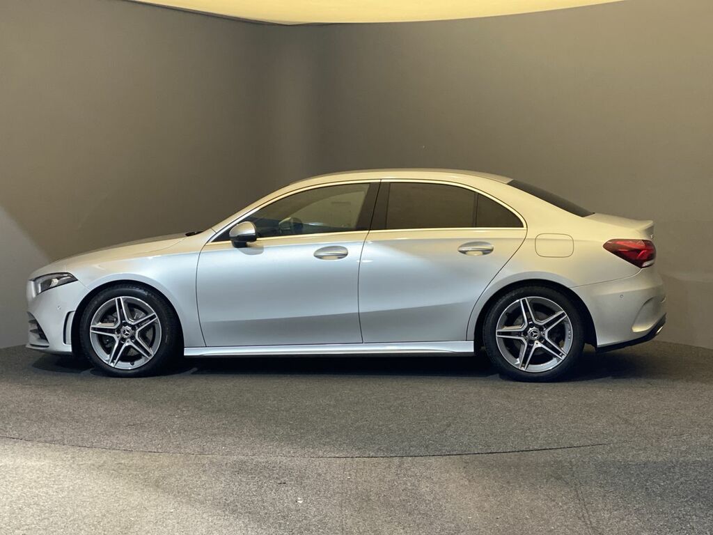 Mercedes-Benz A Class A220 2.0 190Bhp Amg Line Executive 8G -Dct Nq WA71LZN #3