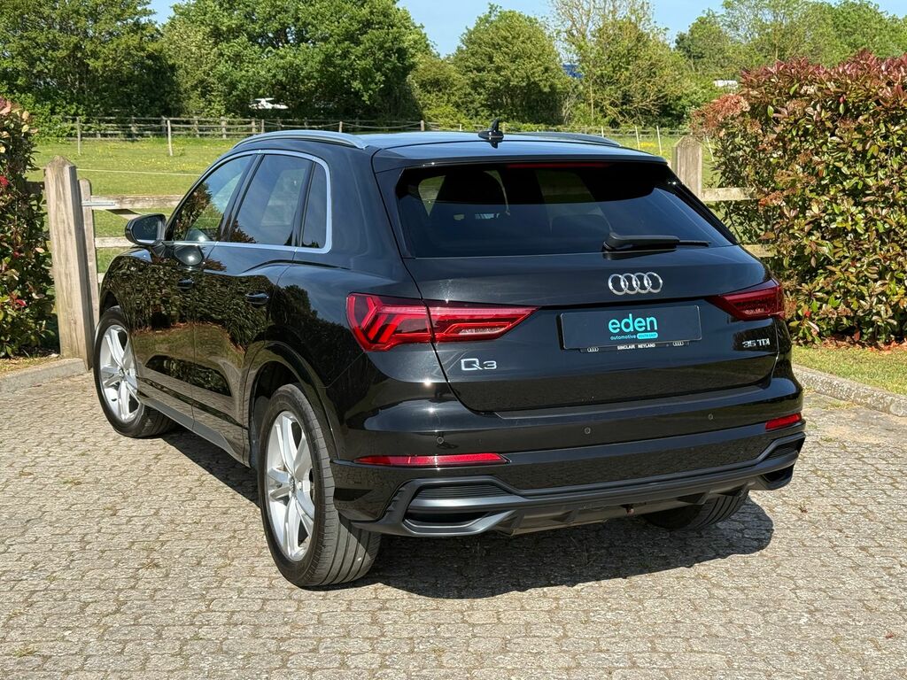 Audi Q3 2.0 Tdi 35 S Line Suv S Tronic Euro 6 CV69XPE Black #3