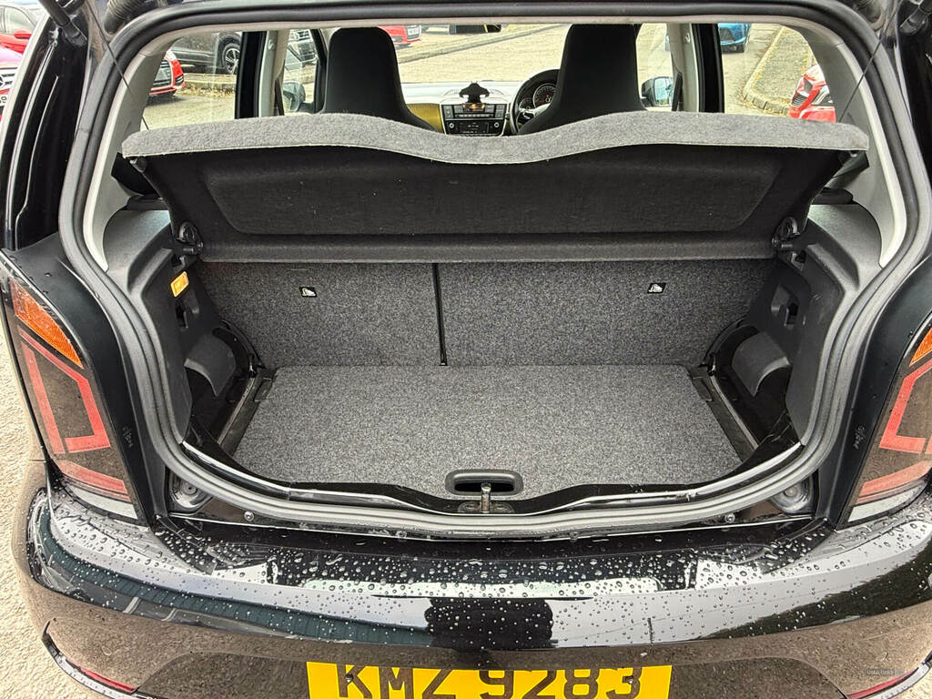 Volkswagen Up High Up 1.0 KMZ9283 Black #4