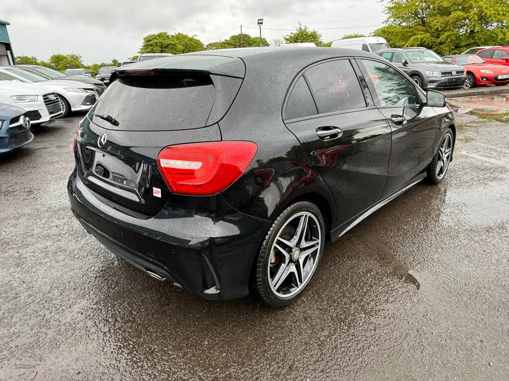 Mercedes-Benz A Class A180 1.6 Amg Night Edition Black #6