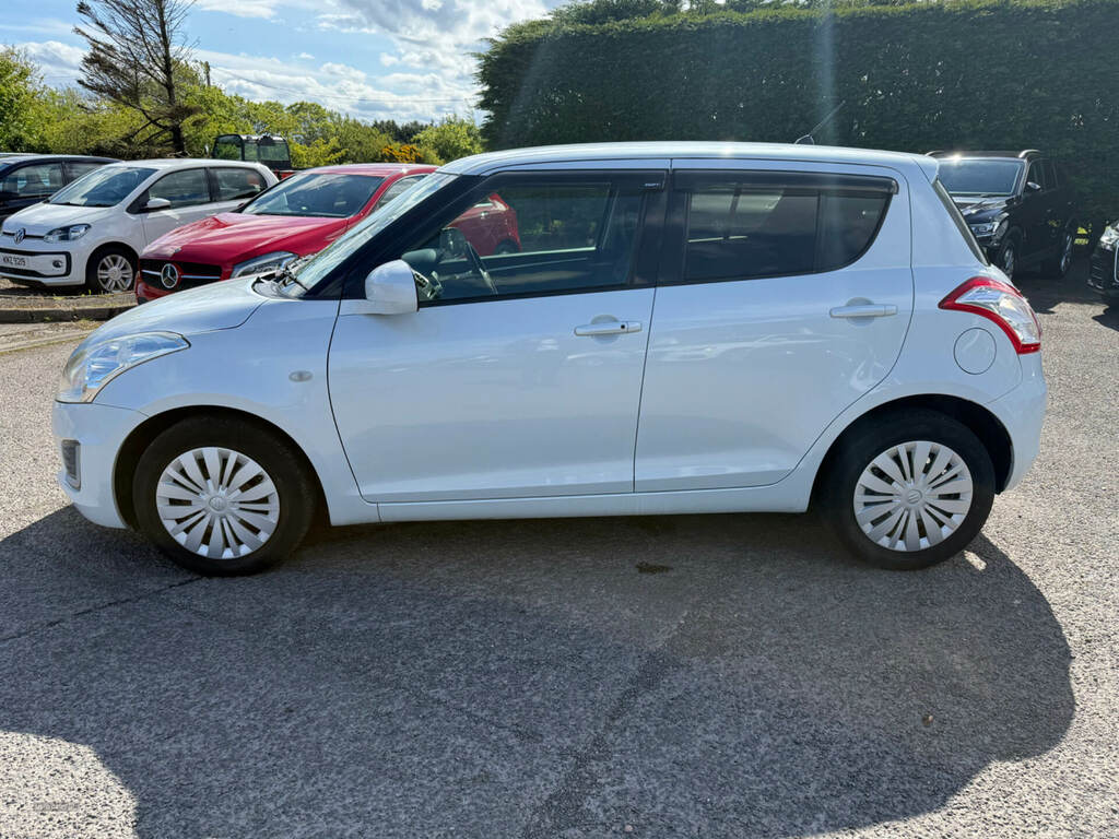 Suzuki Swift Sz4 1.2 White #4