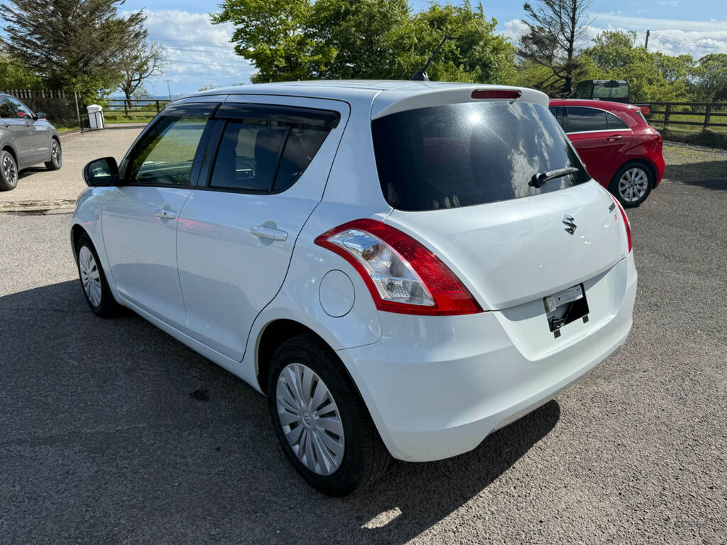 Suzuki Swift Sz4 1.2 White #5