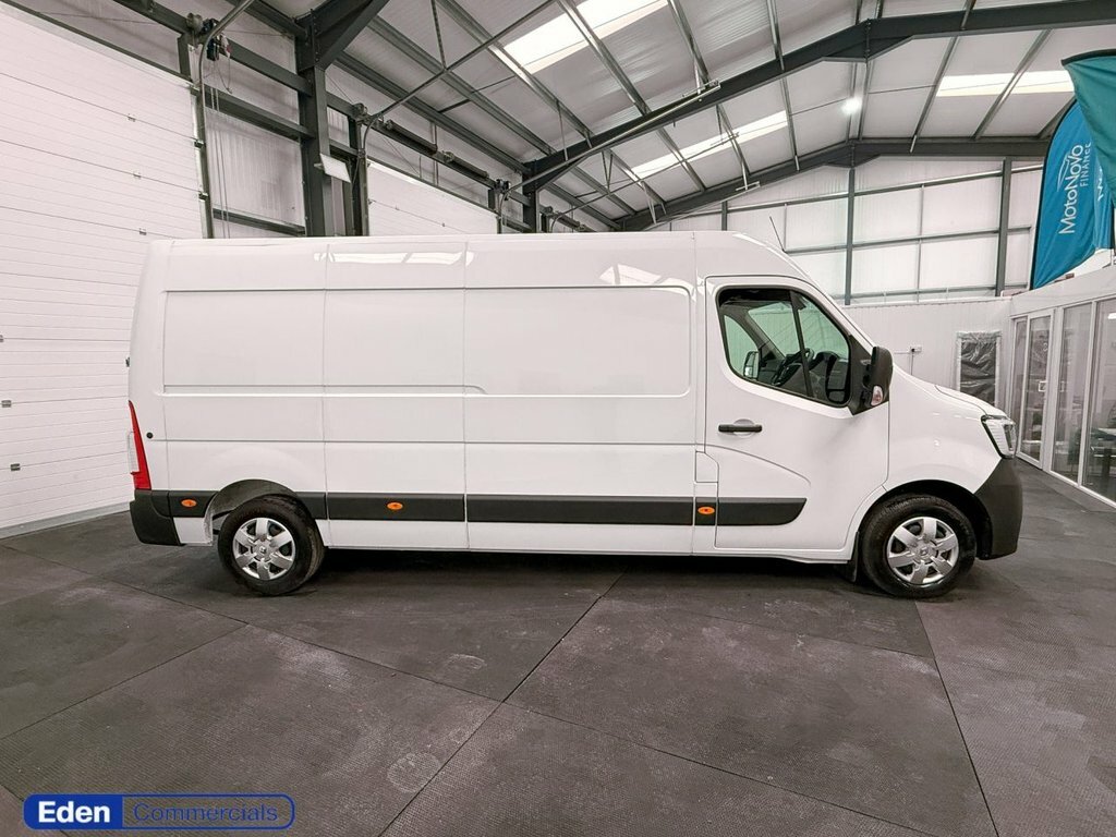 Renault Master 2.3L Lm35 Advance Dci YB73HSG White #2