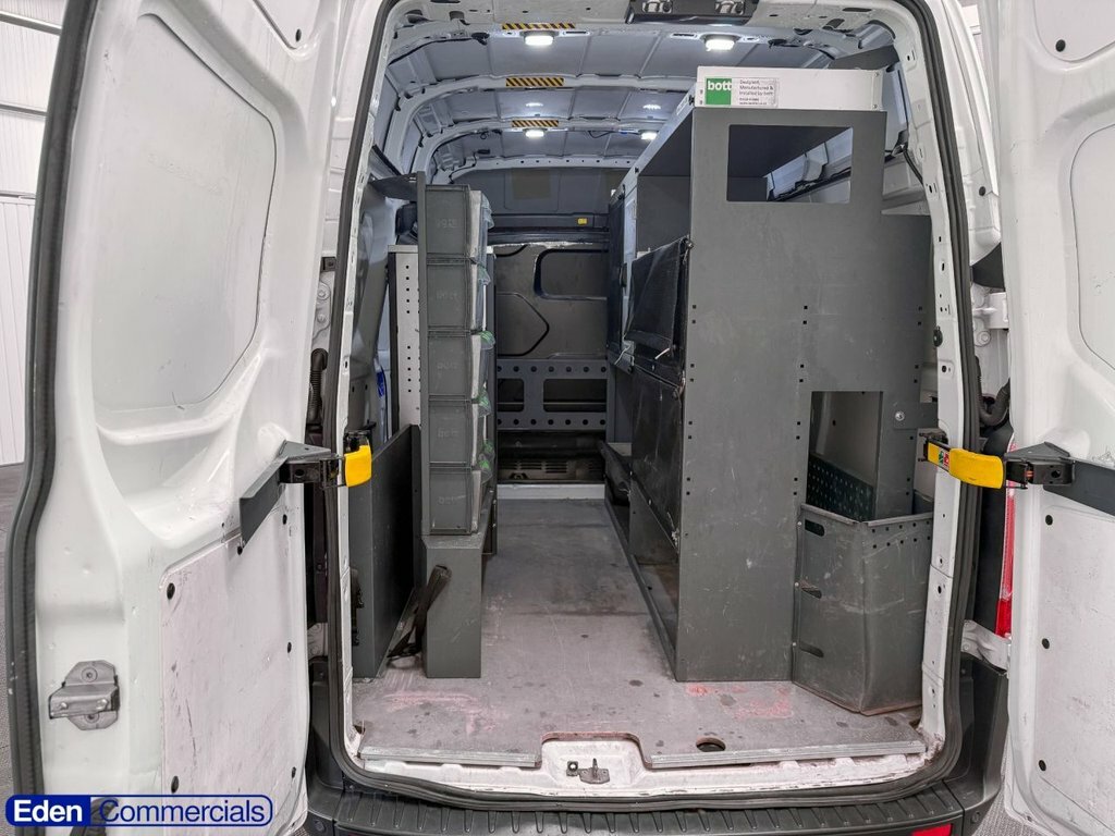 Ford Transit Custom 2L Leader YS69FBU White #5