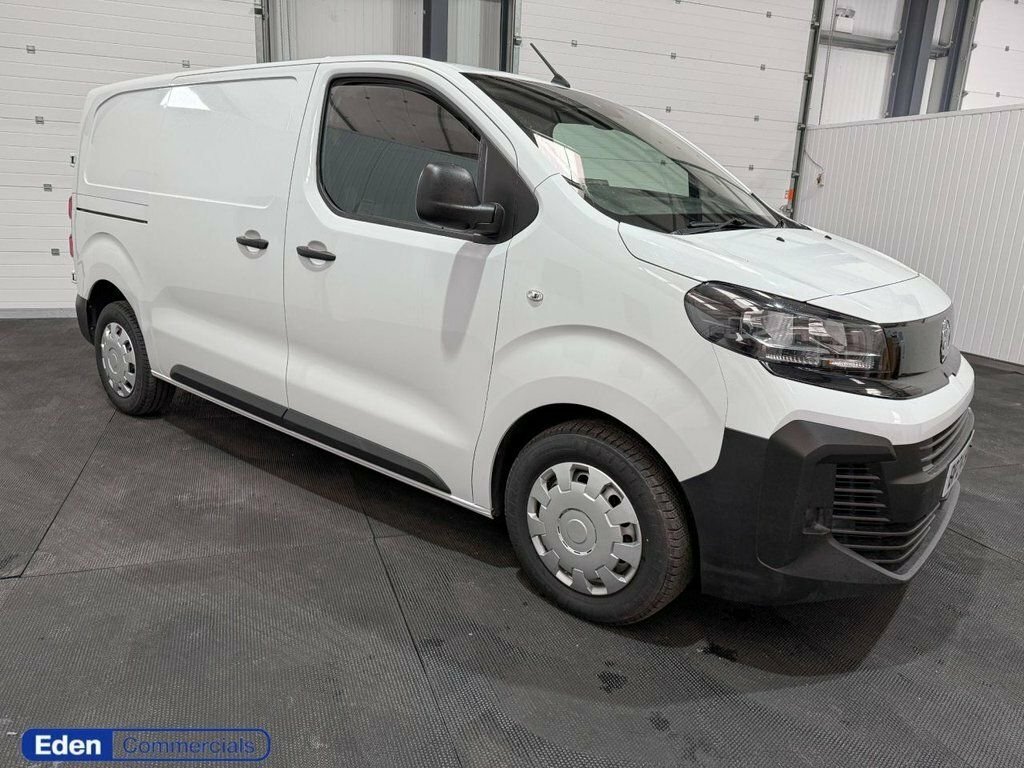 Vauxhall Vivaro 1.5L Prime 6Dr White