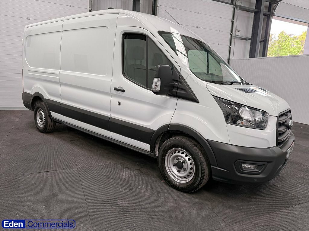 Ford Transit Custom 2L Leader White