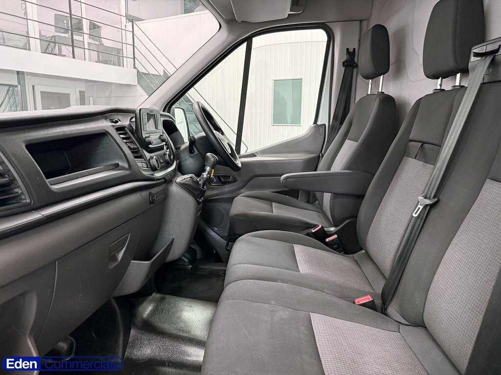 Ford Transit Custom 2L Leader LG73WRH White #3