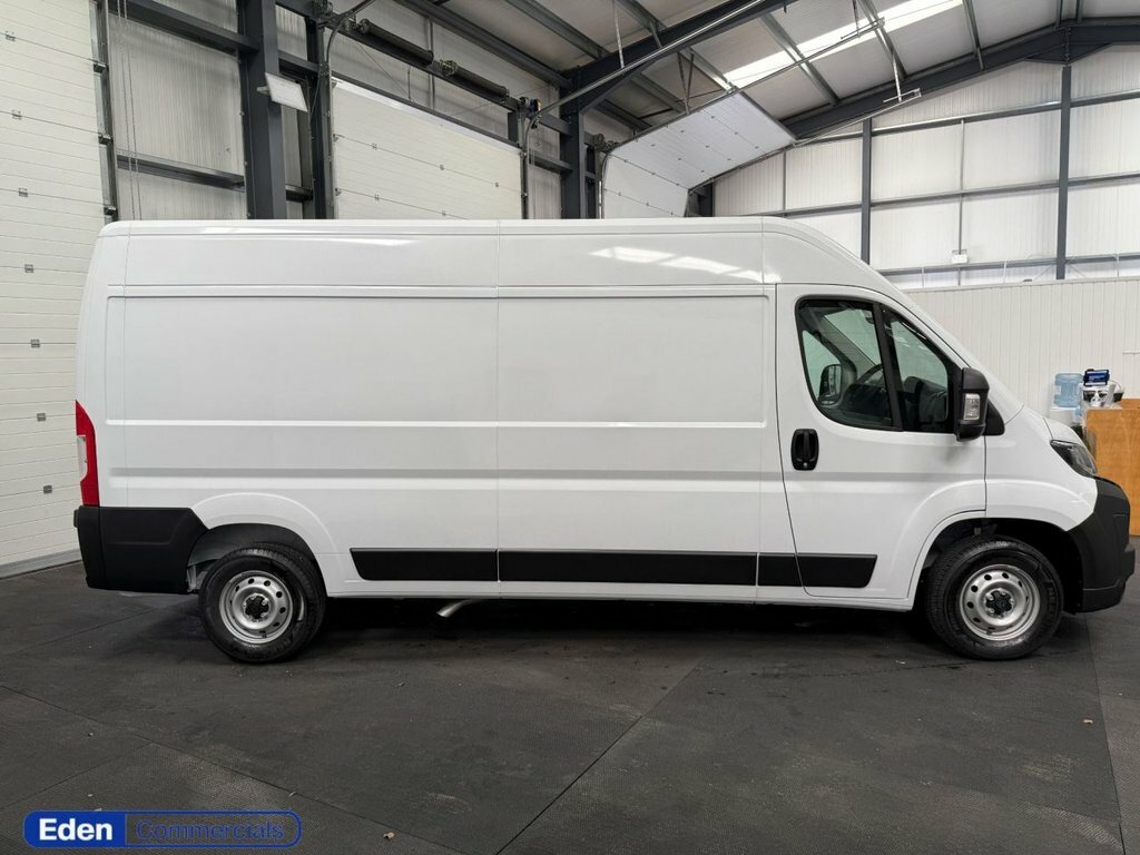 Peugeot Boxer 2L Professional White #2