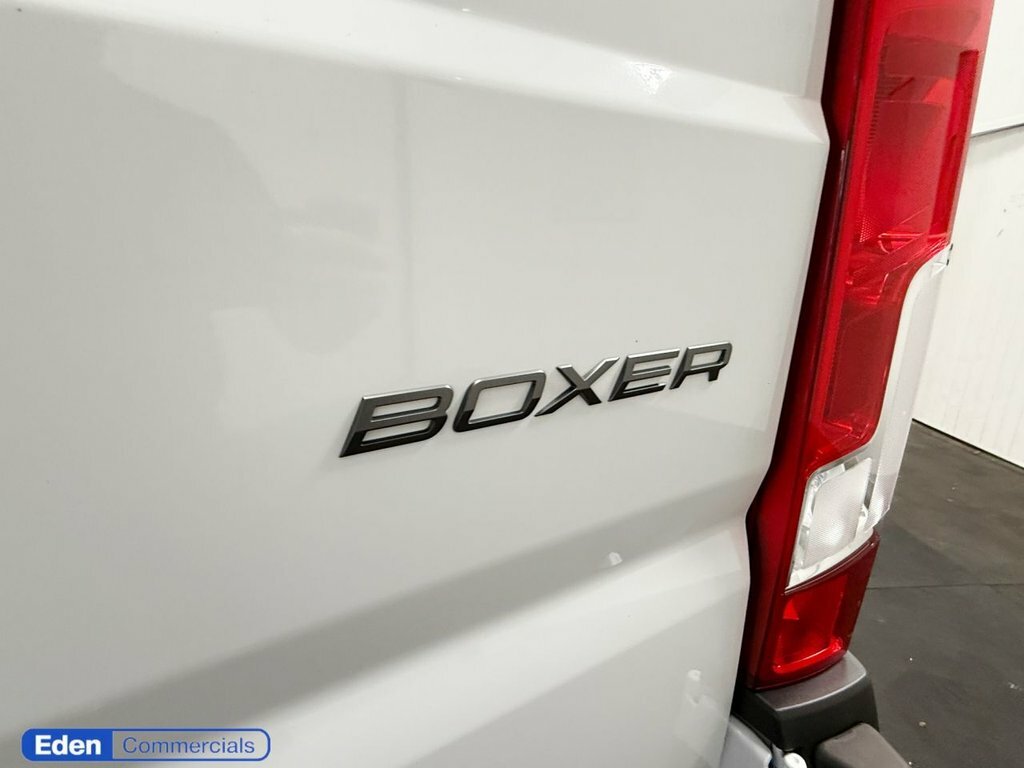 Peugeot Boxer 2L Professional White #6