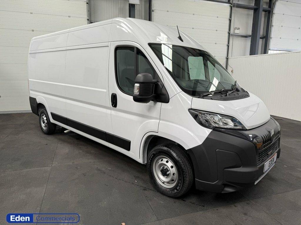 Peugeot Boxer 2L Professional White