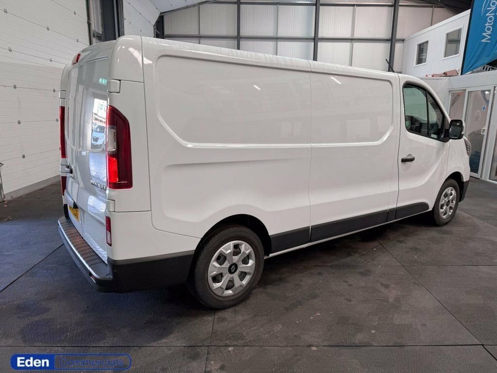 Renault Trafic 2L Advance FD23SYZ White #4