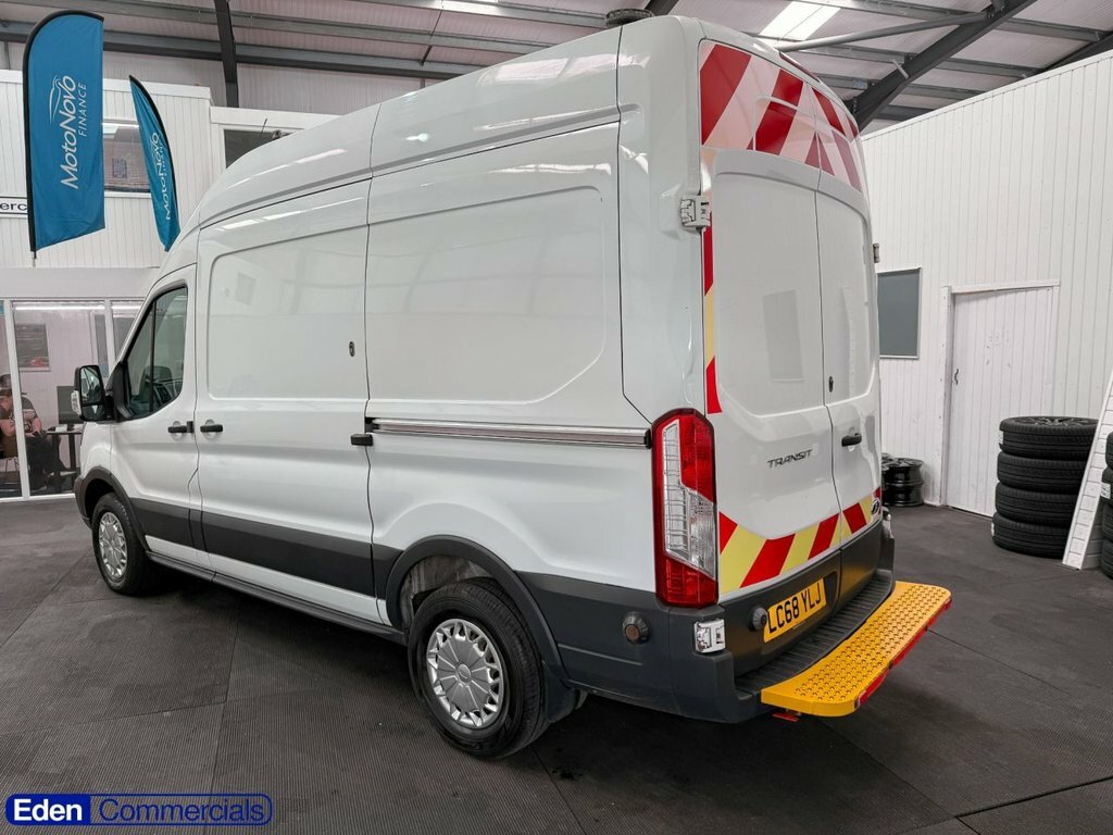 Ford Transit Custom Mpv LC68YLJ White #5