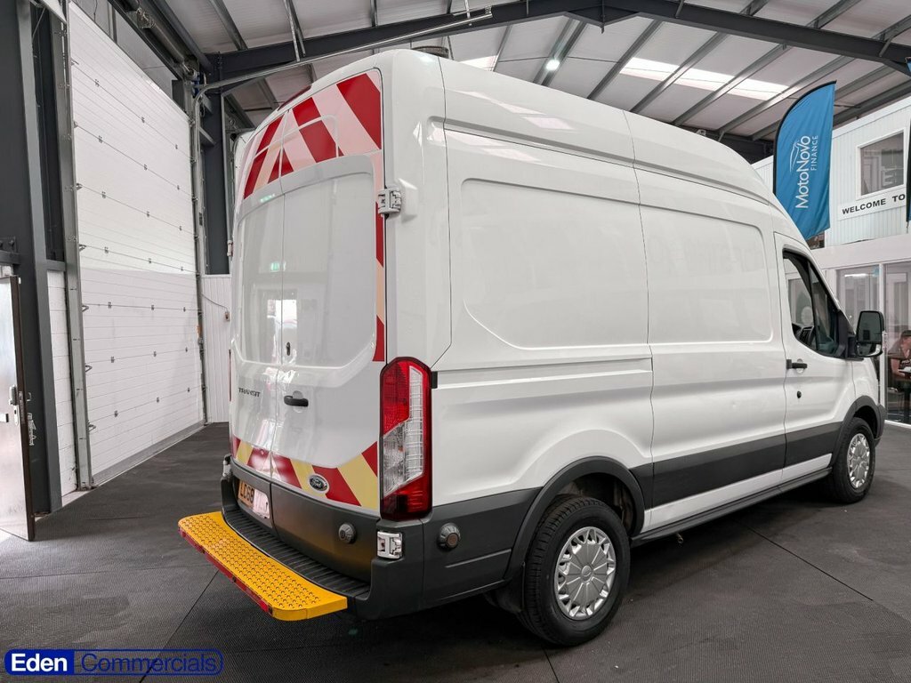 Ford Transit Custom Mpv LC68YLJ White #4