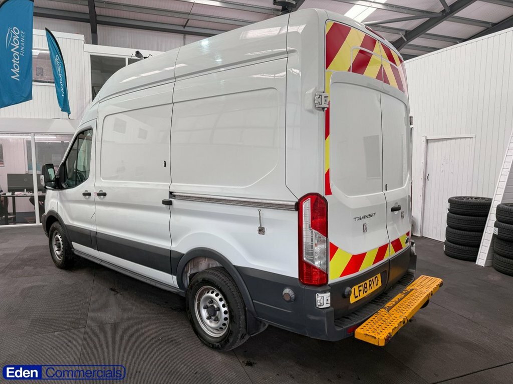 Ford Transit Custom Mpv LF18RYD White #5