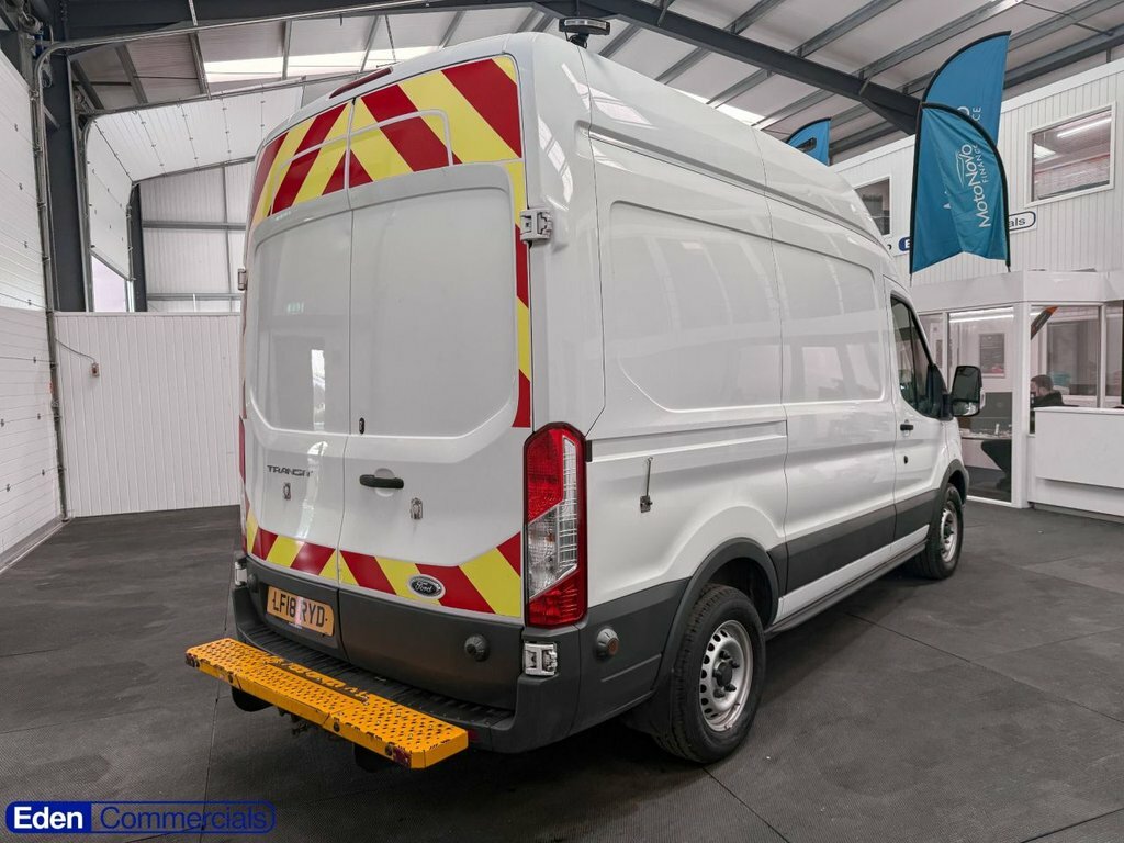Ford Transit Custom Mpv LF18RYD White #3