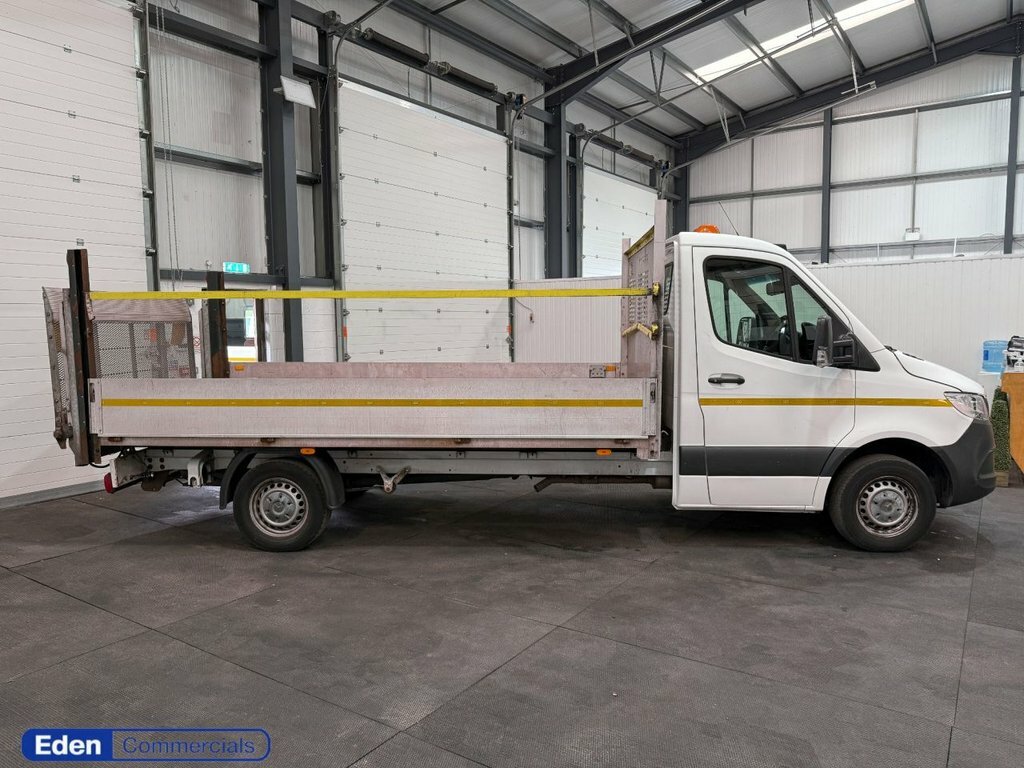 Mercedes-Benz Sprinter 2L 315 Cdi Progressive KN70FCY White #2